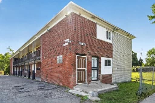 Detroit apartments for rent - Property image - 11546 Chalmers St - 1