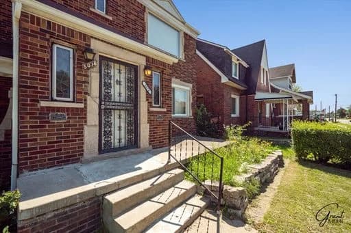 Detroit apartments for rent - Property image - 5076 Chalmers - 5074 Chalmers - 2